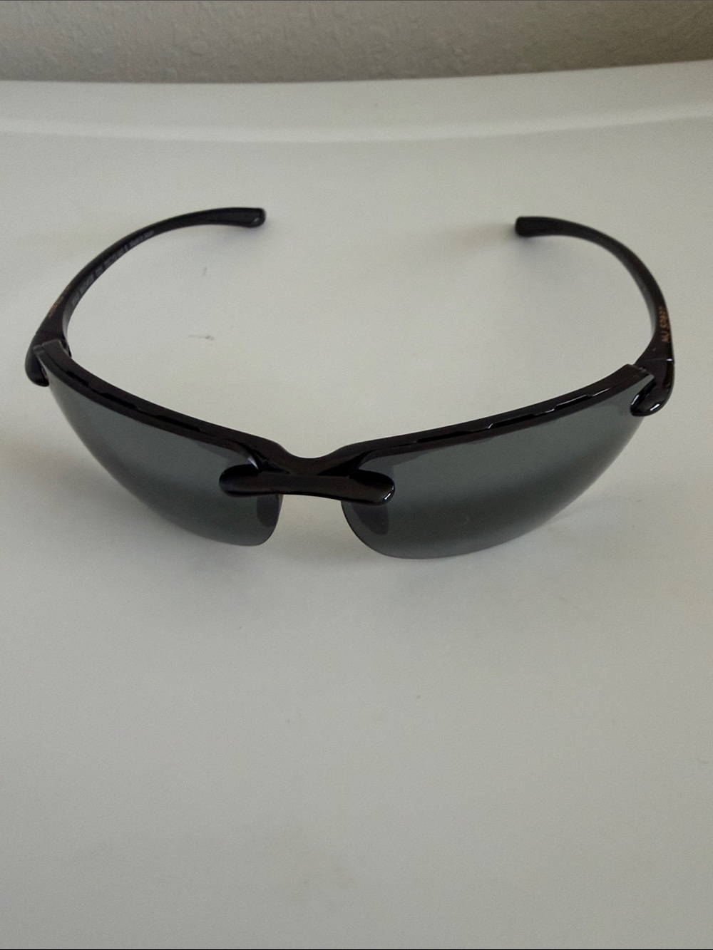 Maui Jim Unisex Banyans Gloss Black Rimless Sunglasses New